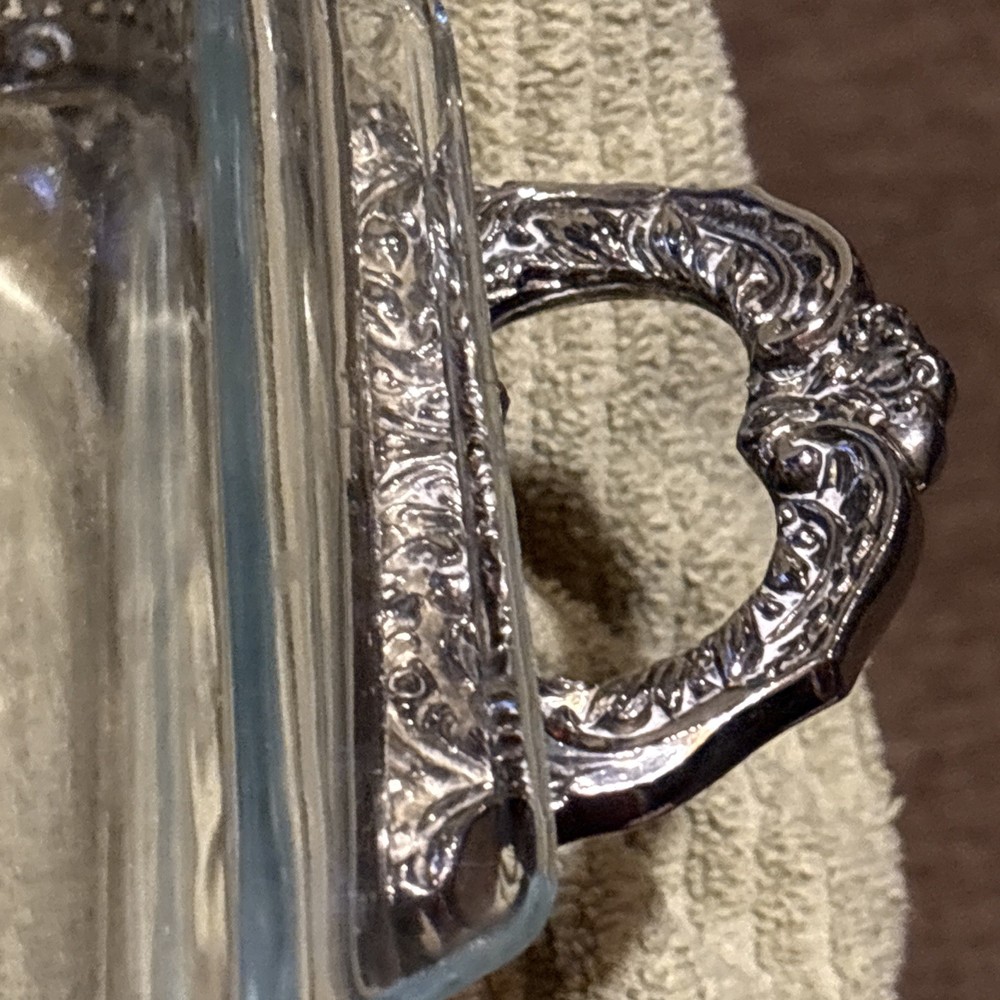 International Silver Company Silver Plated Server With Glass Two Quart Casserole