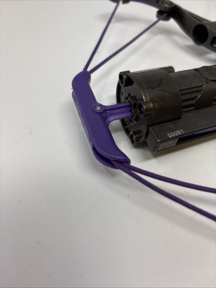 Marvel Avenger bow/ Dart gun