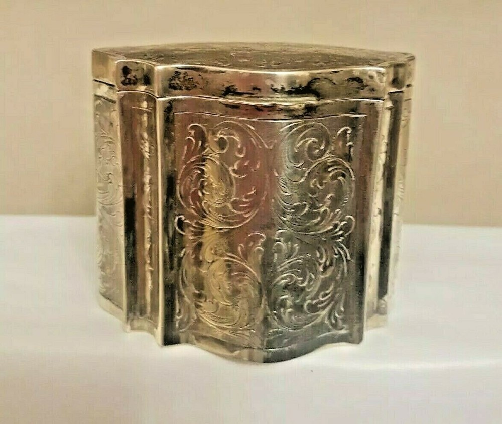 SILVER 800 ANTIQUE HAND CHISELED PUNCHED BOX
