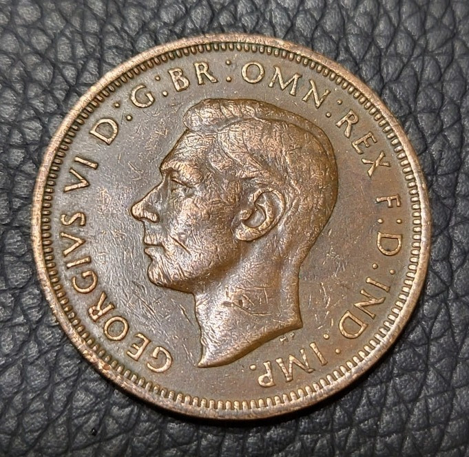 1945 Great Britain Half Penny Coin