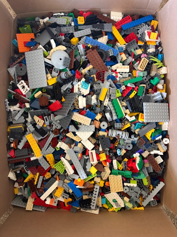 LEGO bulk 2lb-Random pieces-Selling Collection, see description