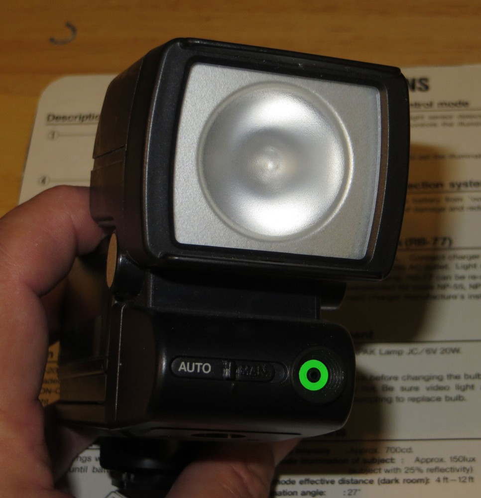 Sunpak CV-20SA Auto Sensor Video Light - Tested and Working