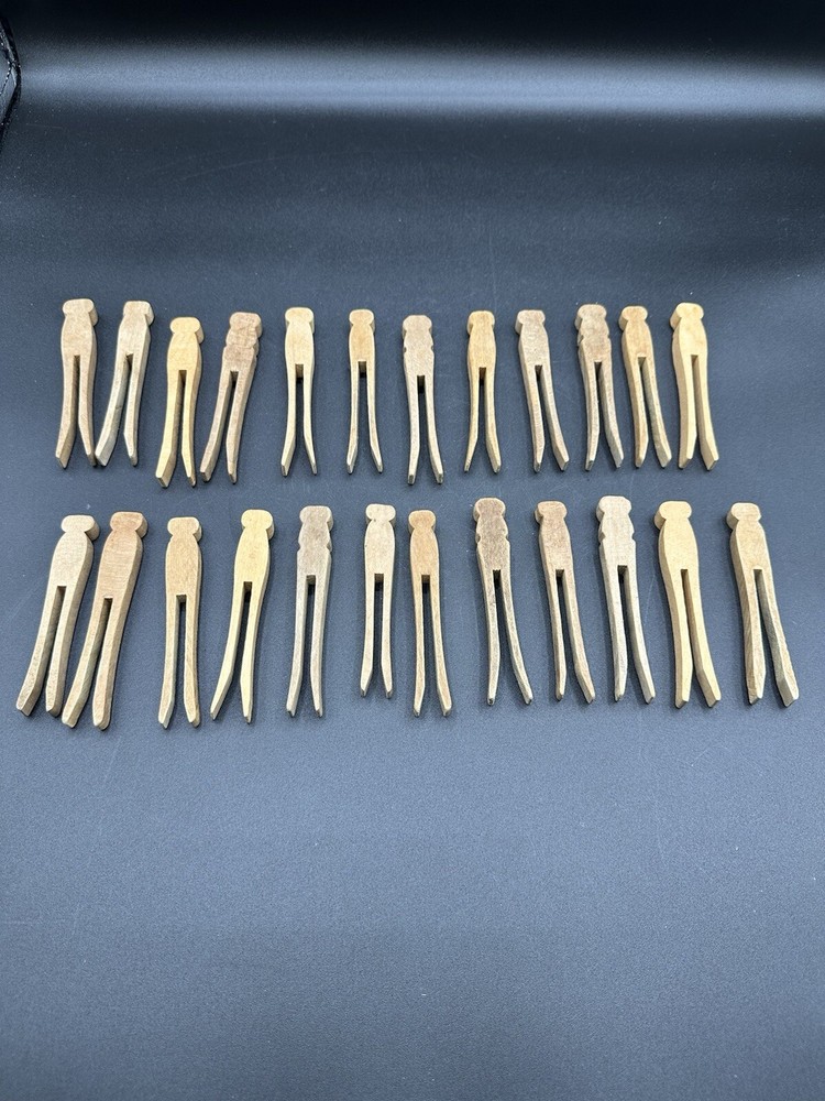 Vintage Wooden Clothespins  Flat Head Top Quantity 24  1950's