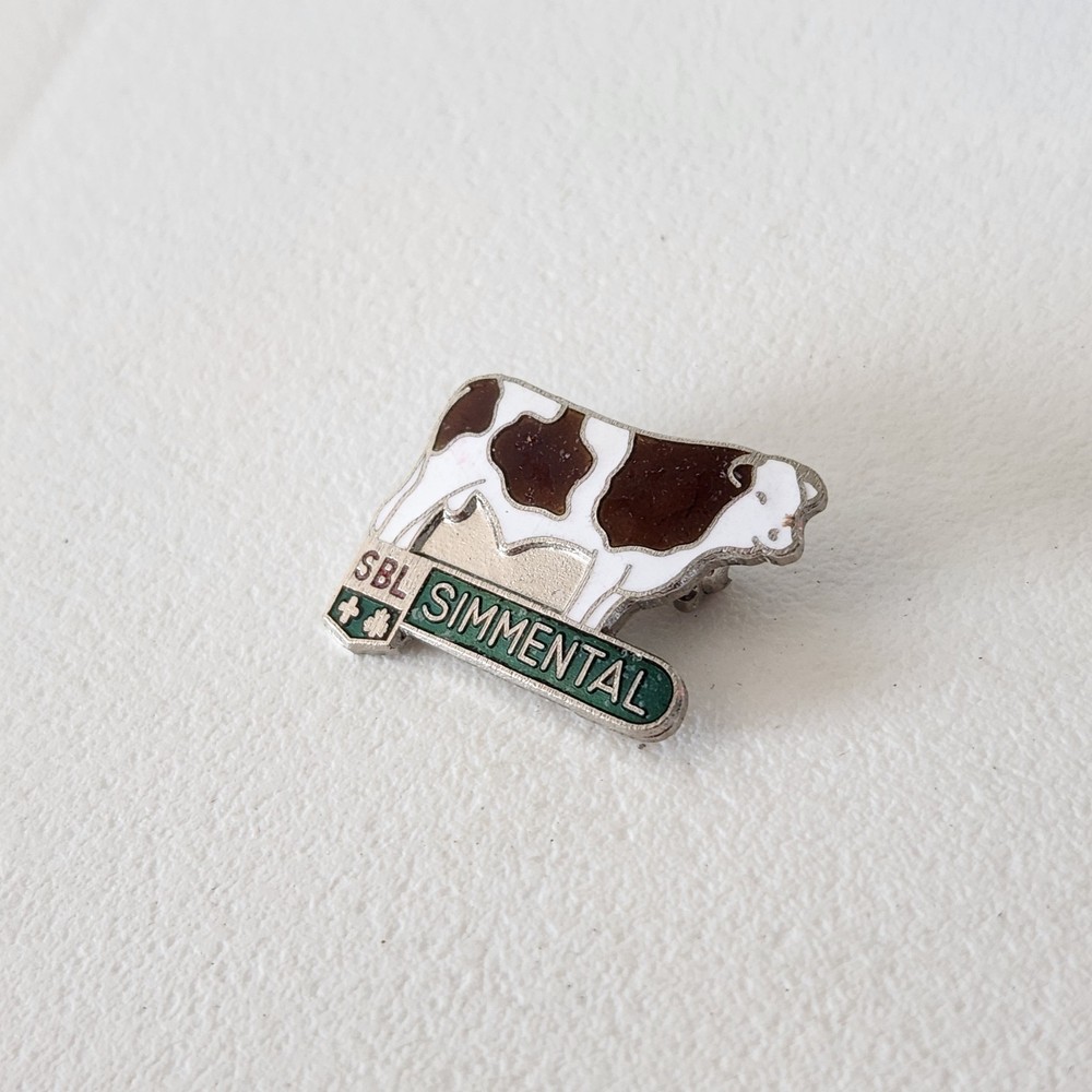 Vintage SIMMENTAL Cattle Breed Lapel Hat Jacket Pin SBL