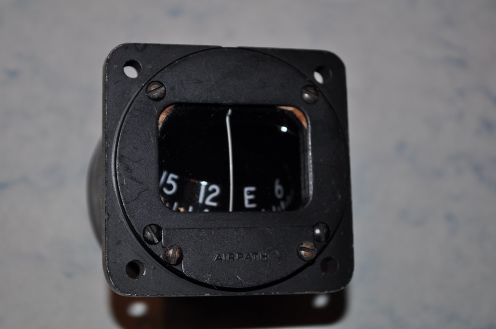 Airpath MAGNETIC FLOATING COMPASS INDICATOR MILITARY Original