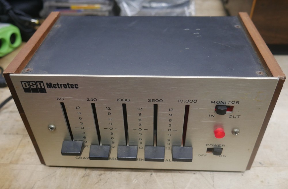 BSR Metrotec Graphic Stereo Frequency Equalizer Model FEW 1 USED TESTED