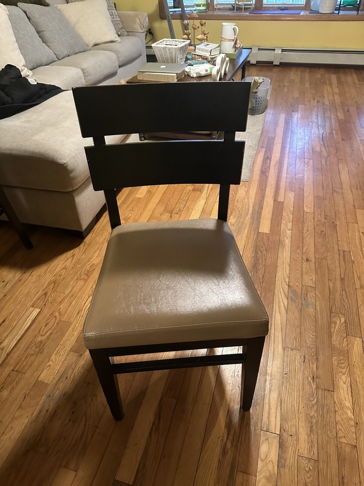 Black Oval Expandable Dining Table & 8 Chairs - Sits 10
