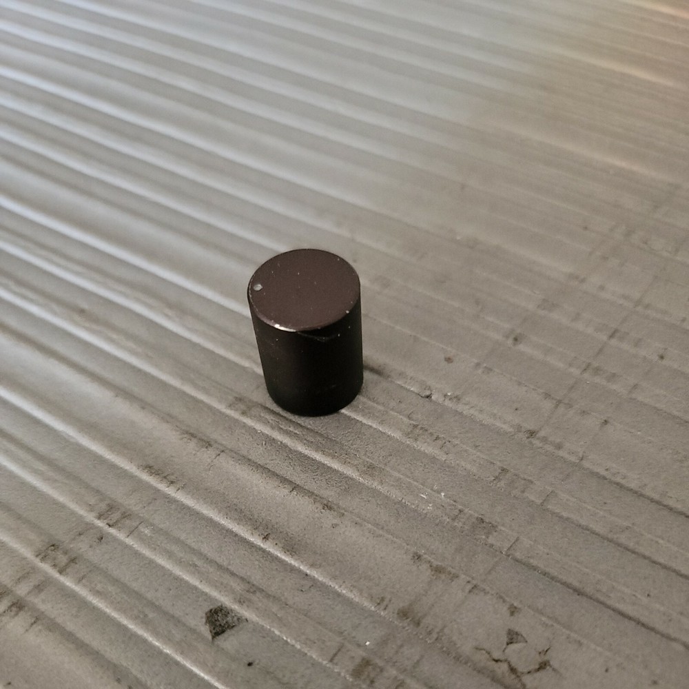 Yamaha M60 Amplifier Volume Level Knob