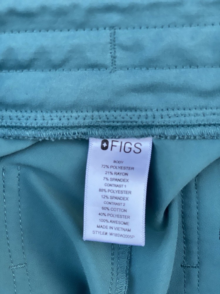 Women’s FIGS Technical Collection Top + Bottom Extra Small Teal Pockets