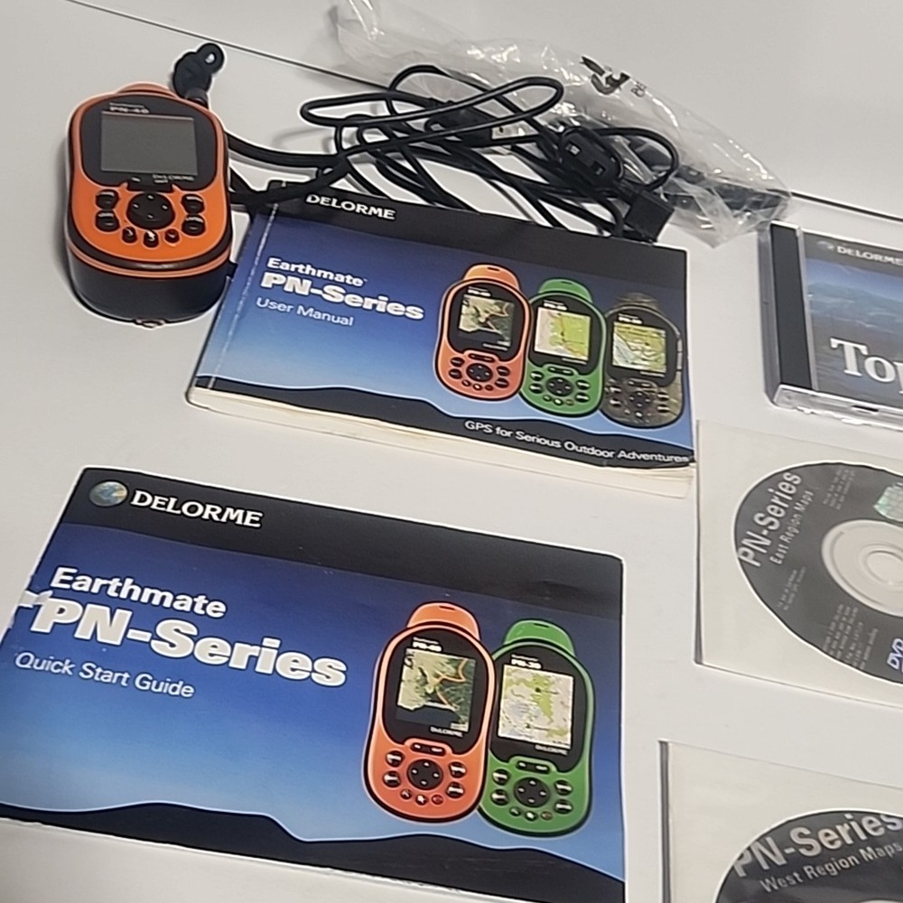 DeLorme Earthmate PN-40 Handheld