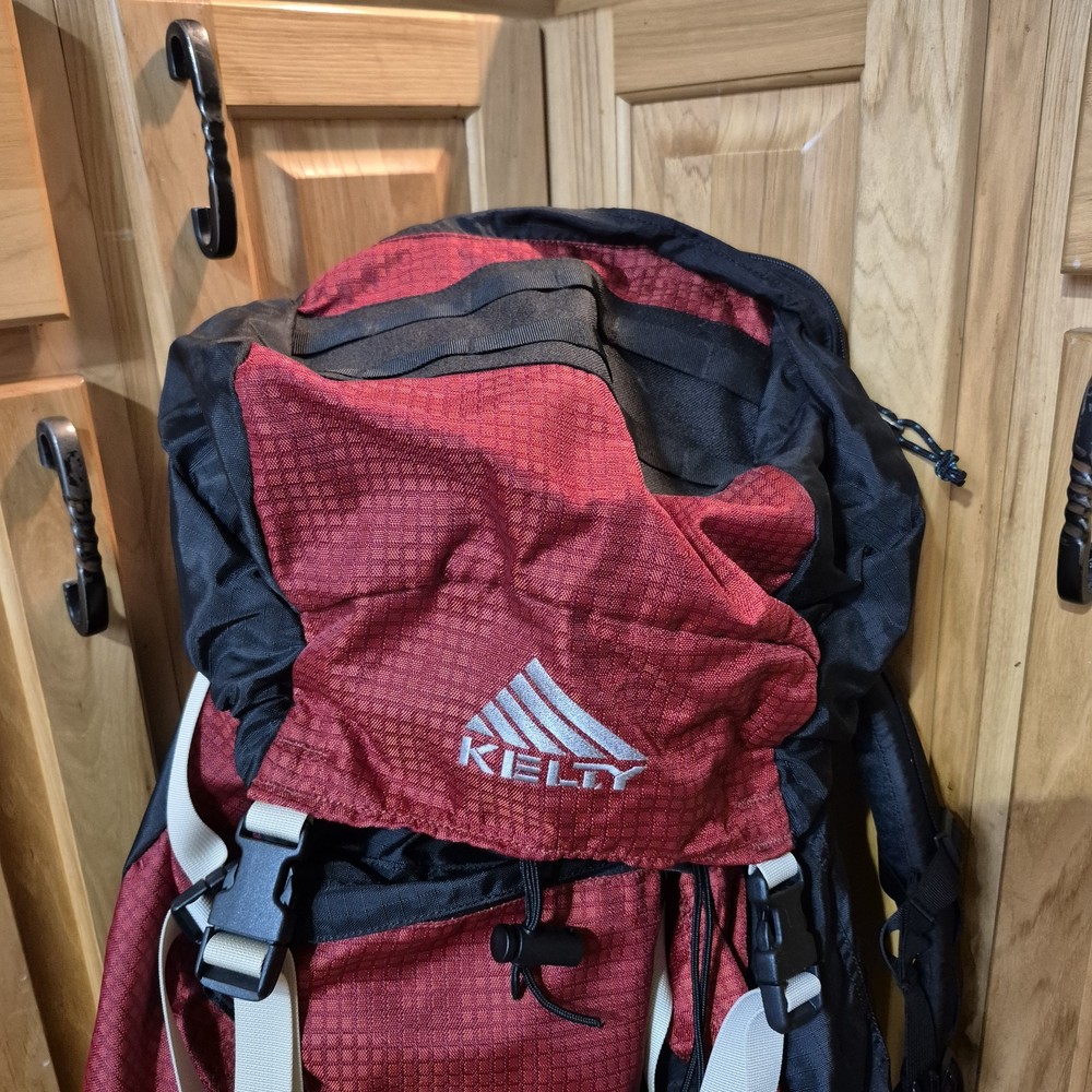 Kelty Comanche 5500 Hiking Backpack Red Black Internal Frame