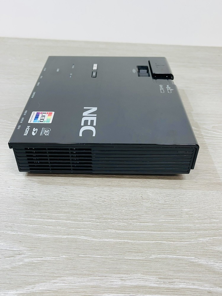 NEC NP-L50w LED Mobile Projector