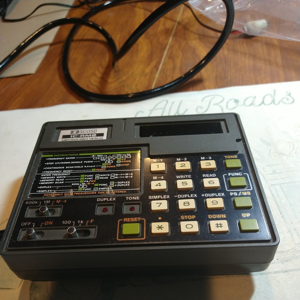 IC-RM2 COMPUTERIZED REMOTE CONTROLLER FOR USE IN TRANSCEIVERS ICOMS IC-701 VERY