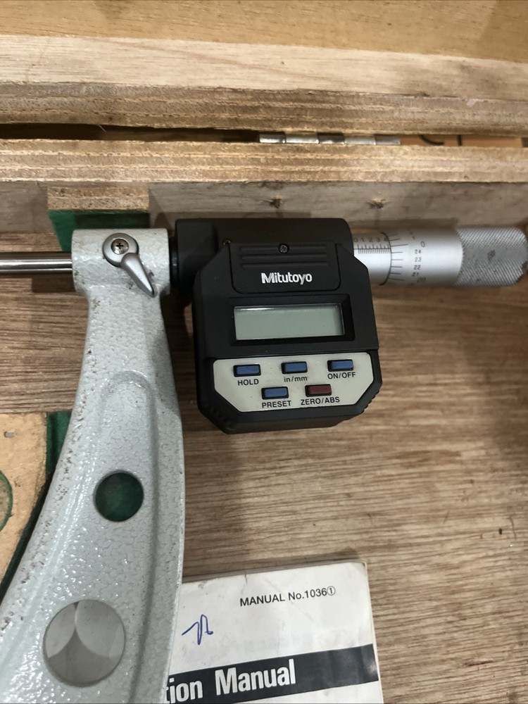 Mitutoyo 13”-14” Micrometer digital