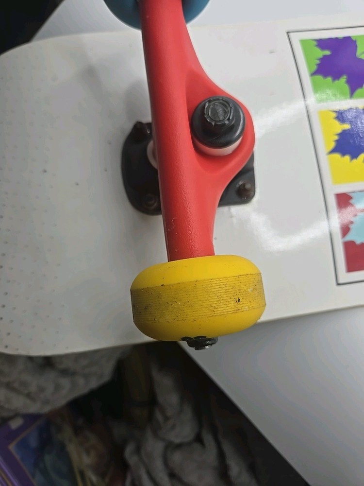Maple Skateboard Skateboards Complete Trucks, Wheels Maple Leaf Collection