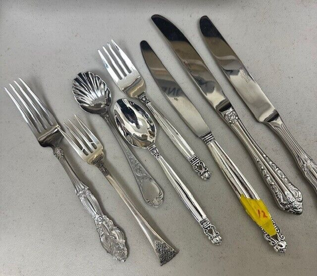 Miscellaneous Flatware Cutlery Bundle - 8 pieces