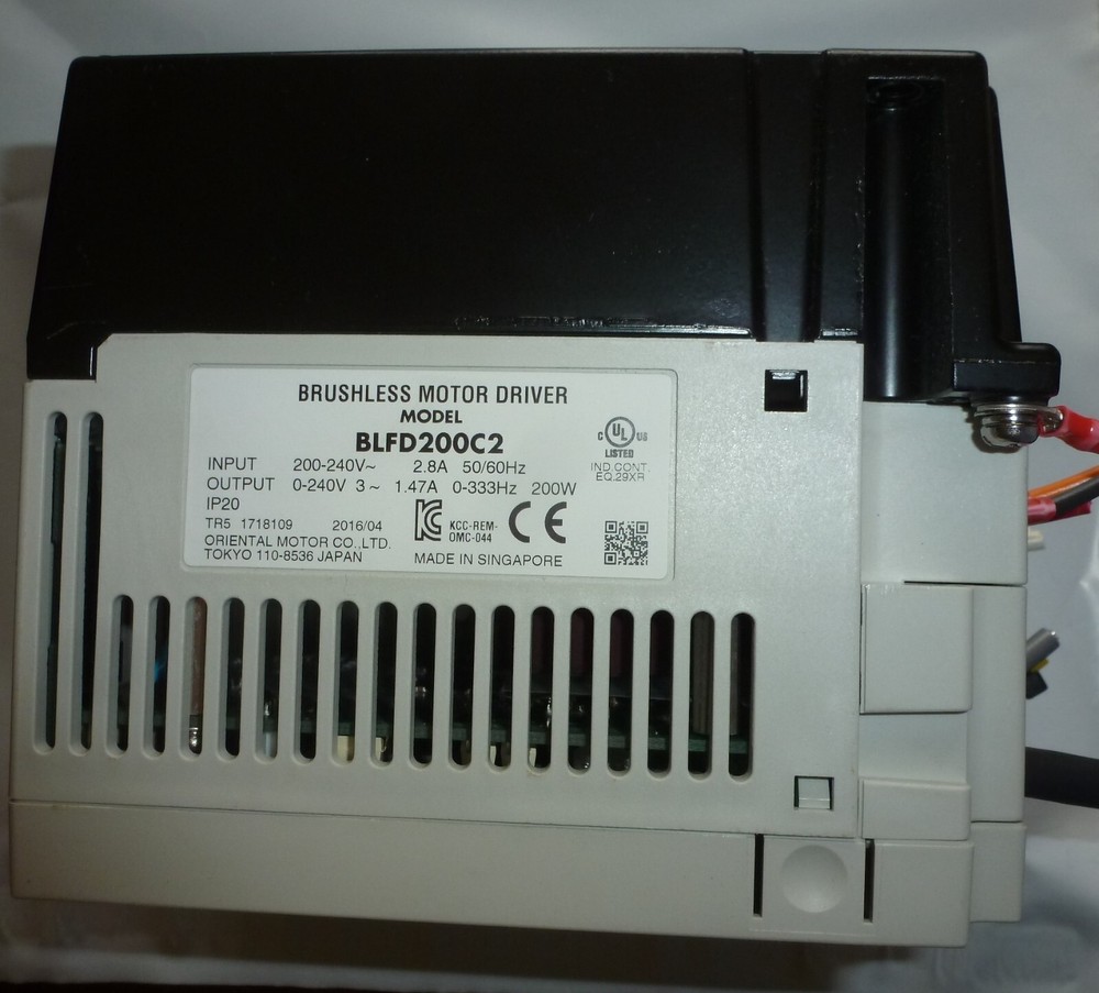 BLFD200C2 Vexta Brushless DC Motor Driver 2.8A 200W