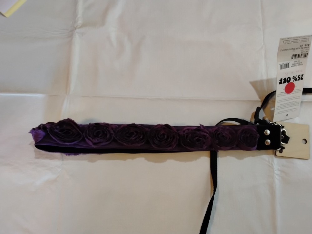 Capturing Couture Rose Deluxe  Adjustable Comfort  Camera Strap