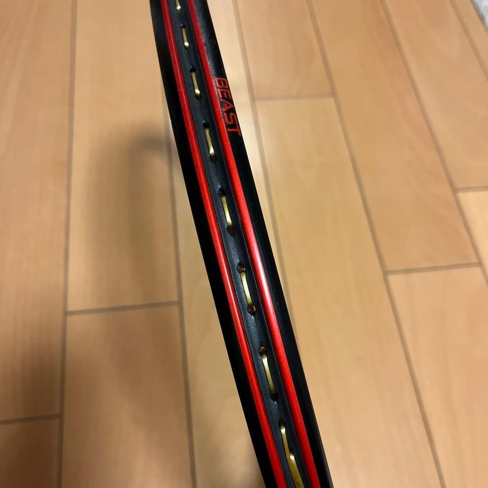 Prince BEAST 98 tennis racket