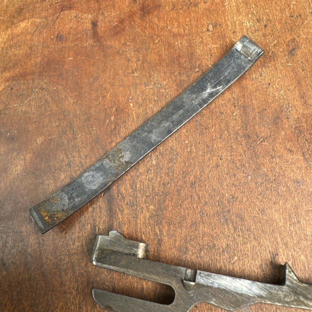 Winchester 67, 67A Extractor and Spring-Q140