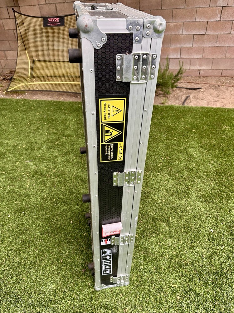 Aputure infinibar pb12 8 Light Kit (Empty Case)