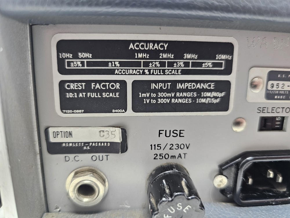 HP Hewlett Packard 3400A RMS Voltmeter w Option C35 - Powers On