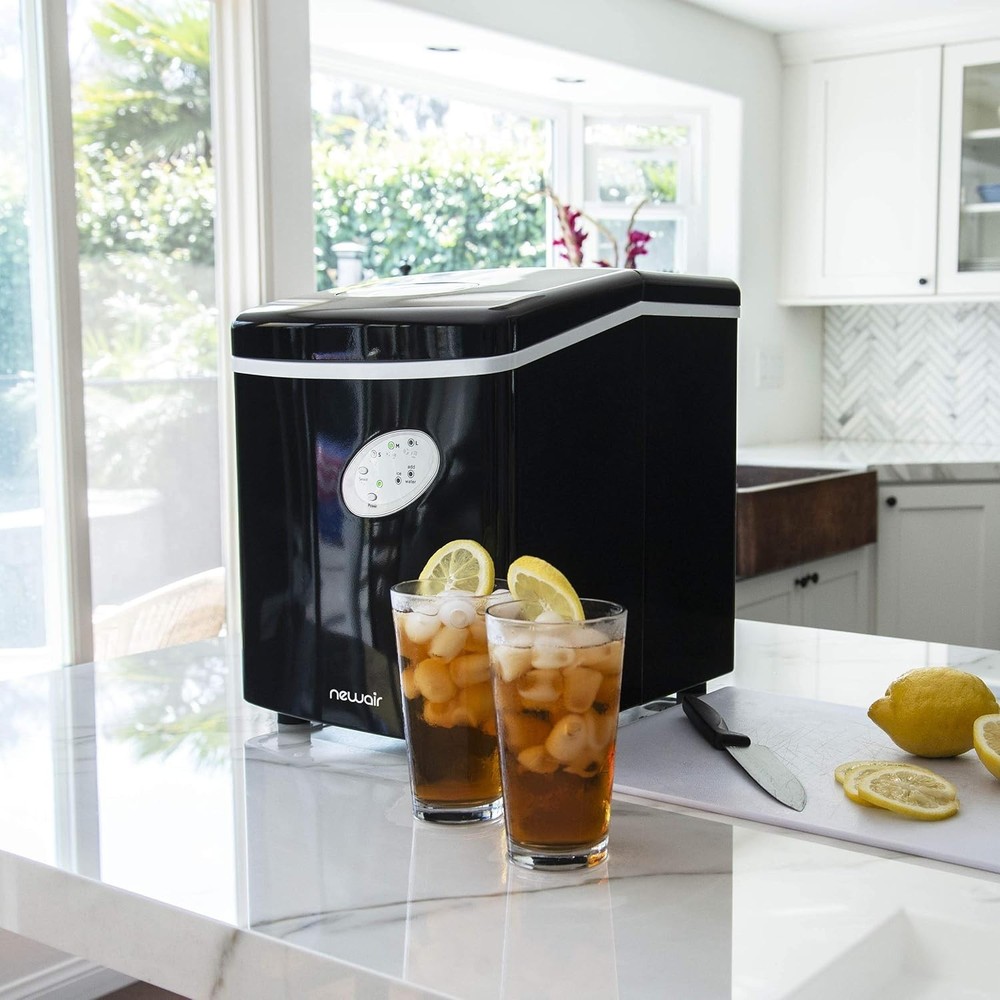 Counter Top Ice Maker Machine (Black), Compact Automatic Ice Maker, Cubes Ready
