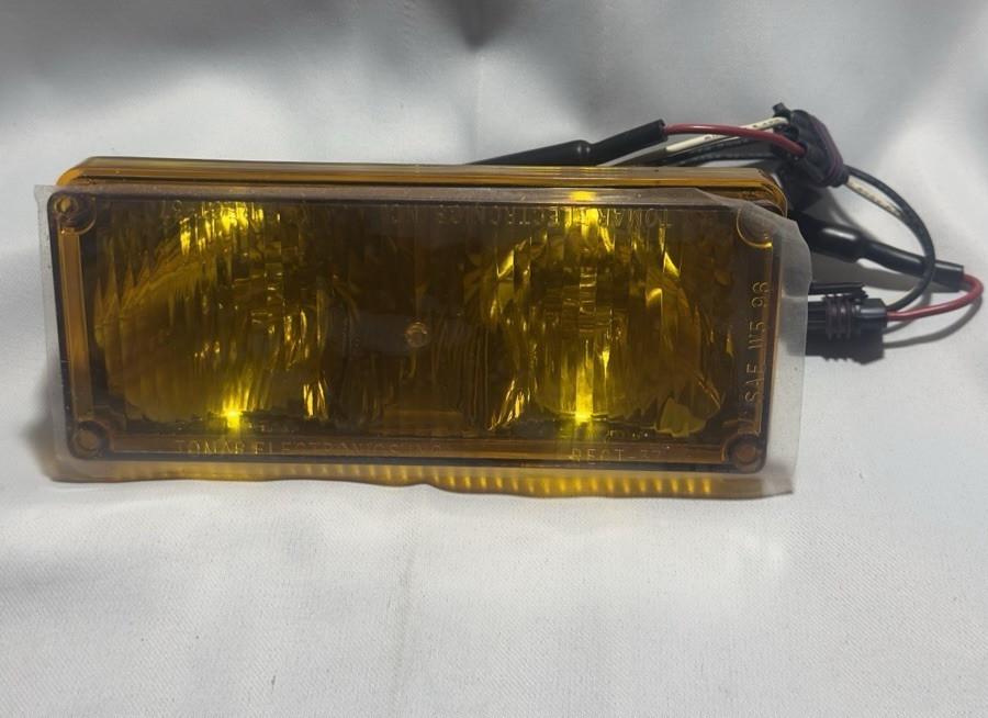 TOMAR RECT‑37SSWP Amber Waterproof Strobe Lamp