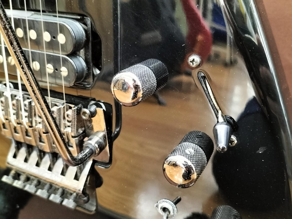 FERNANDES / FR-85 (no260404)