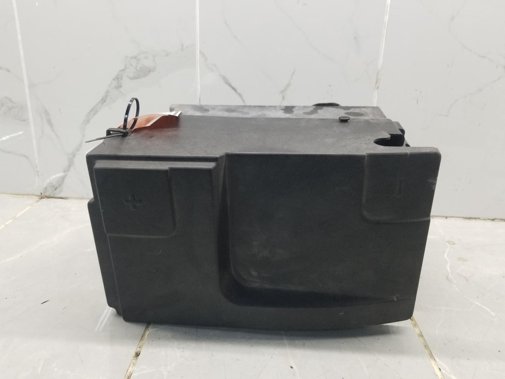 2013 BUICK REGAL BATTERY BOX #002958