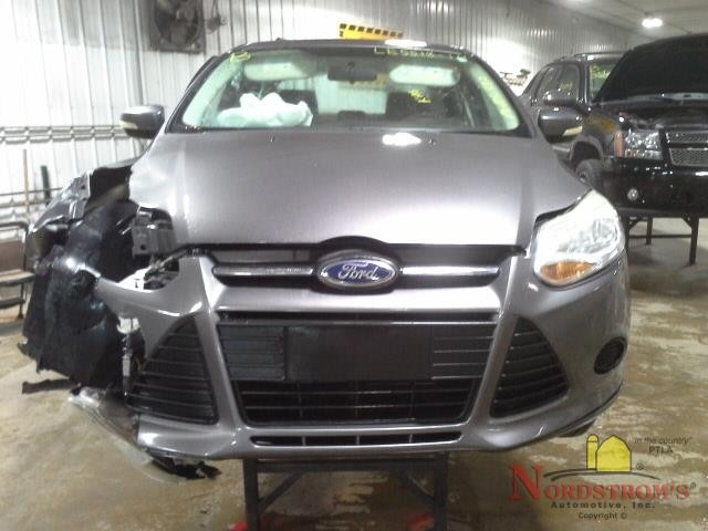 2014 Ford Focus Passenger Front Headrest Only Gray Cloth