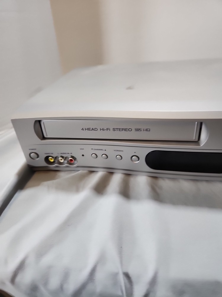 BROKSONIC DVCR 810