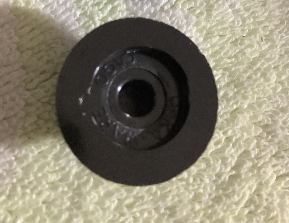 FLUTED GRIP CONTROL BAKELITE KNOB