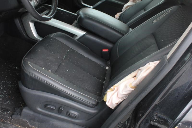 TITAN 2018 Camera/Projector 591025