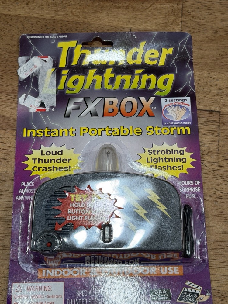 Thunderbolt Lightning FX Box: Instant Portable Storm 2002 Take One NIP