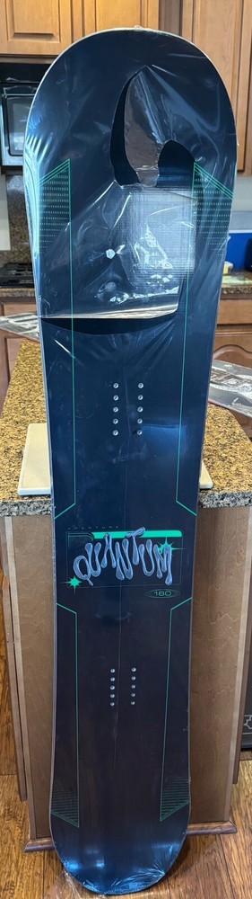 Aperture Quantum Snowboard