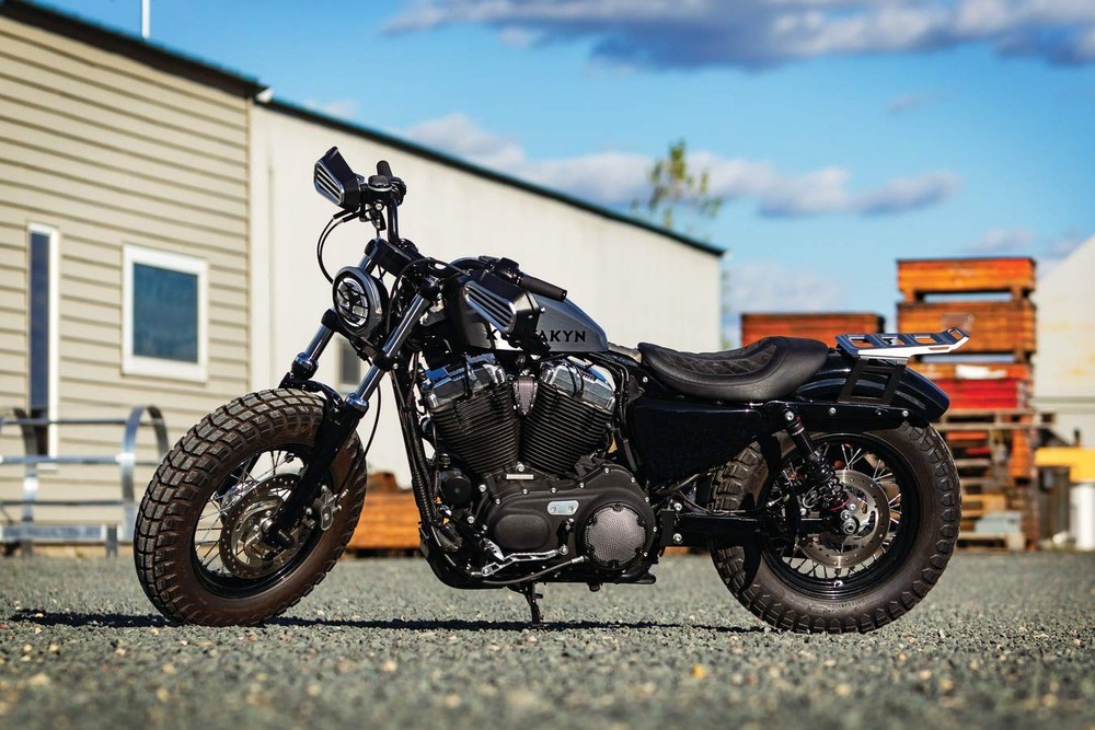 Kuryakyn Dillinger Handguards Silver