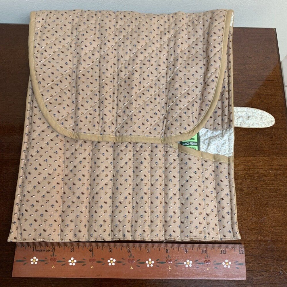 Quilted Fabric Knitting Needle Storage Case Tan Floral Pattern With Needles