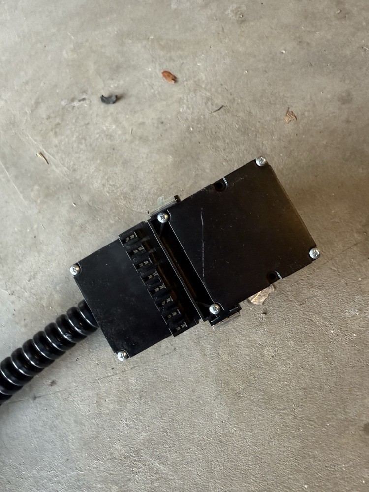 Haworth Base Feed Power Whip