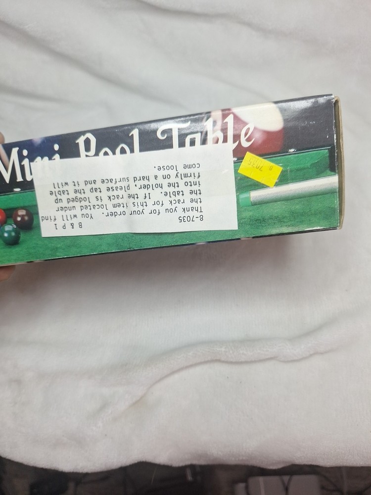 Desktop MINI POOL TABLE World Showcase Gift Collection Open Box Great Condition