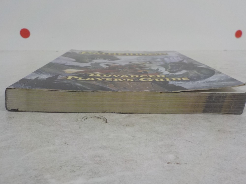 A527 Paizo Pathfinder Advanced Player's Guide Book