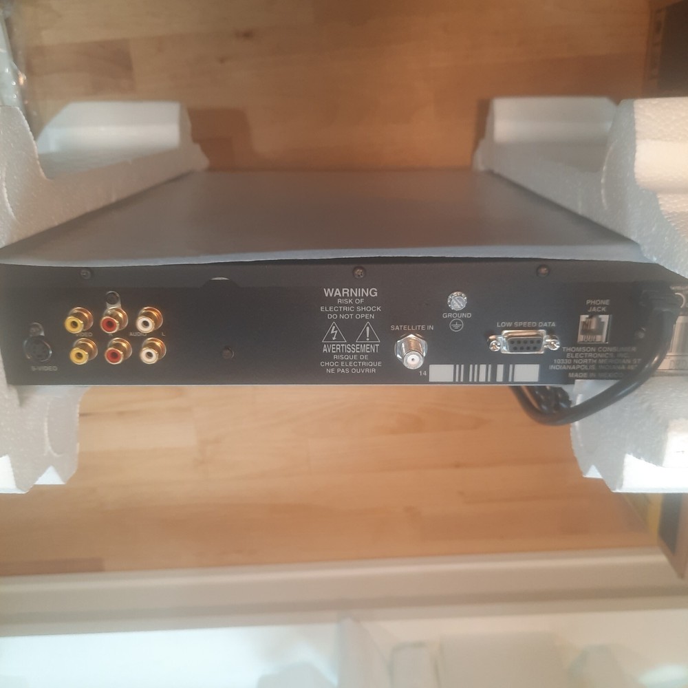 RCA DSS Digital Satellite System Model DRD523RB Antenna Recceiver