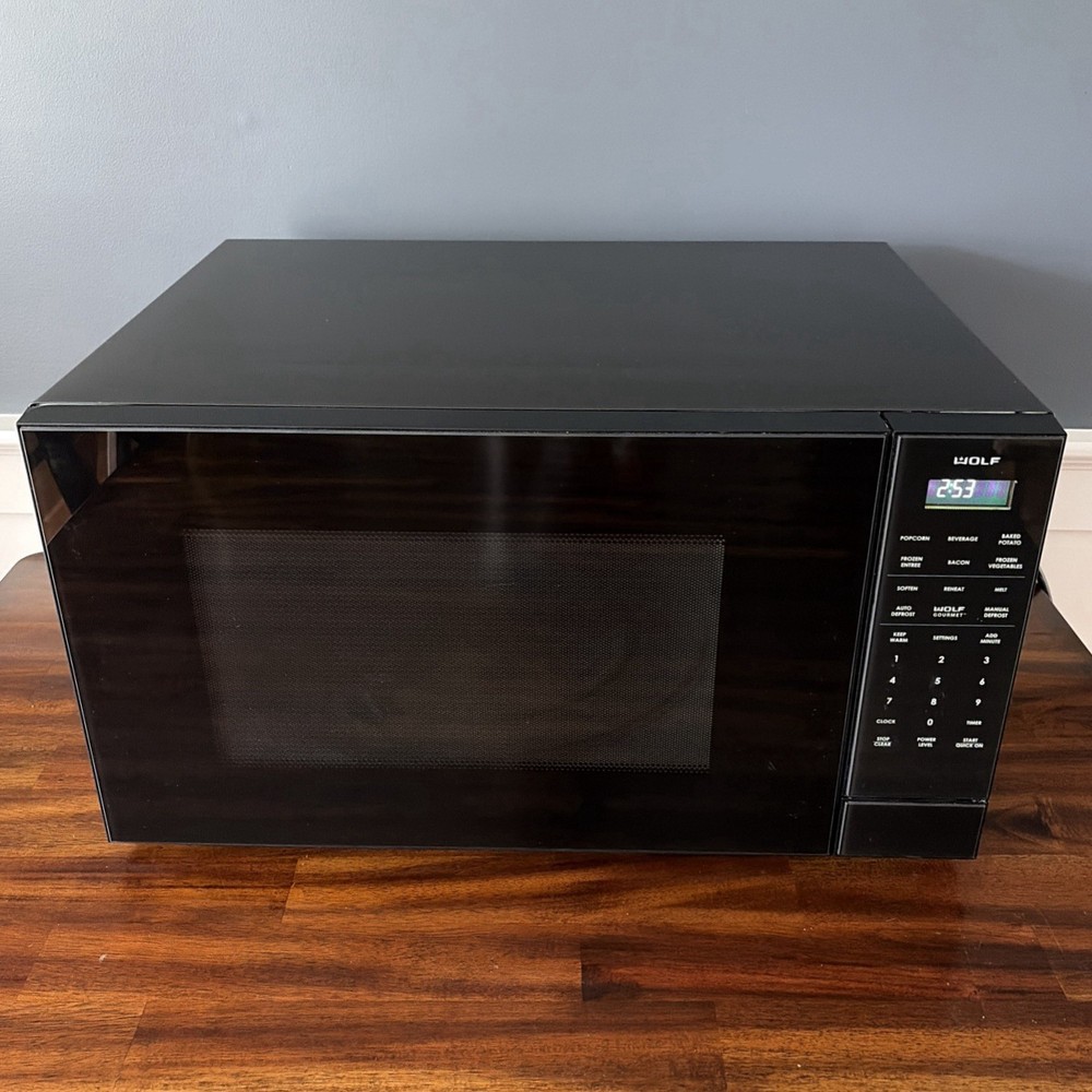 WOLF Countertop or Mount 24” Microwave MS24 - Great Condition - Fully Tested