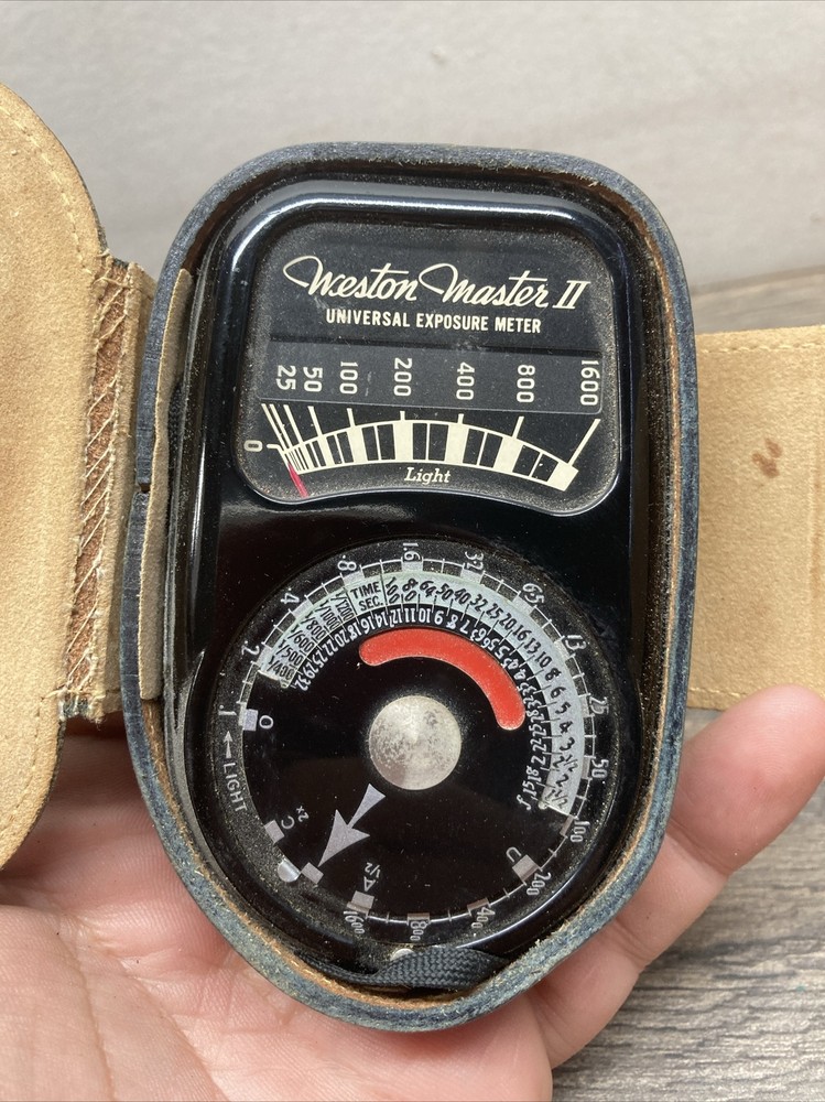 Vintage Weston Master II 2 Universal Exposure Light Meter 735 w/ Leather Case