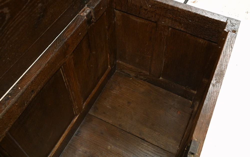 Antique Oak Coffer Chest 17th Century Box
