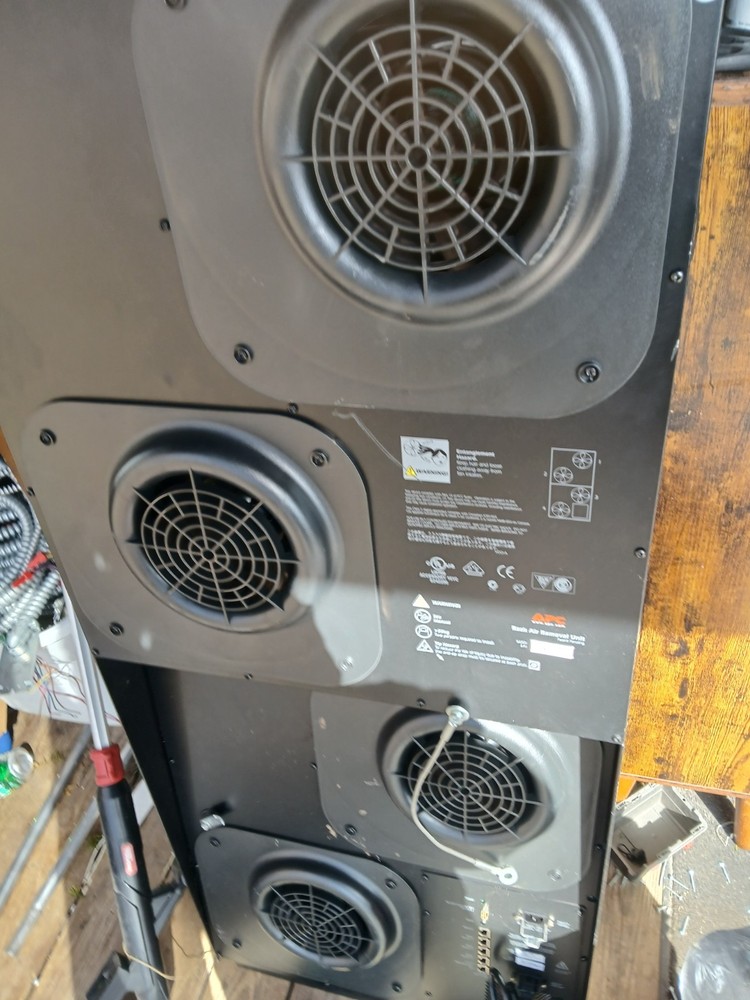 APC Rack Air Removal Unit Cooling System Freestanding Mount Type