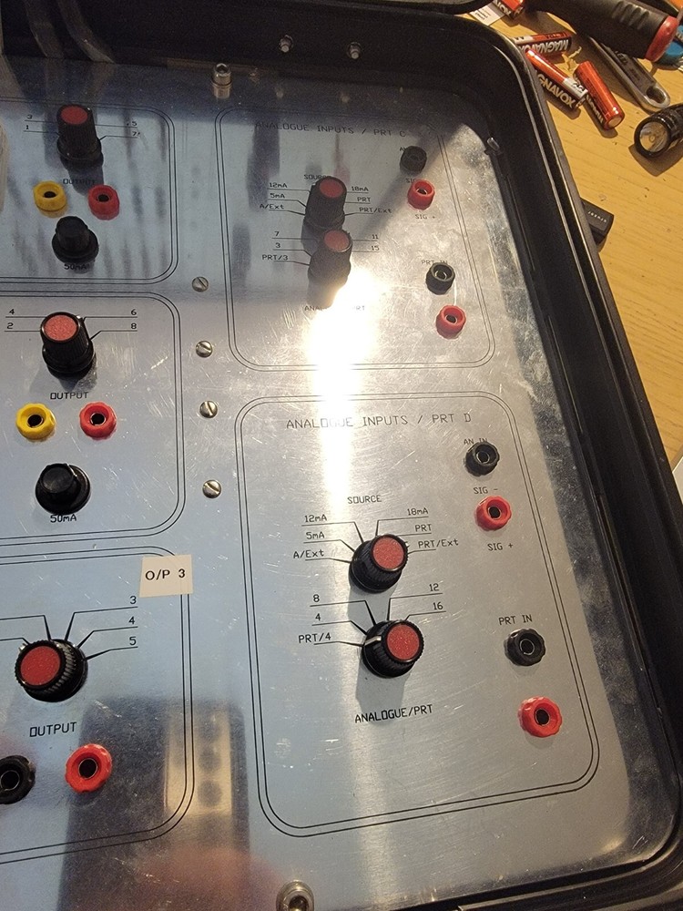 Solartron Portable Test Box, (314)