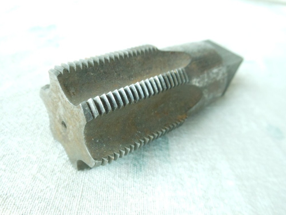 Vintage 1 1/4" Pipe Tap