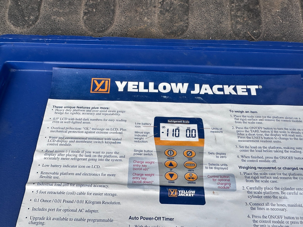 Yellow Jacket Electronic Charging Scale #68802 w/Case