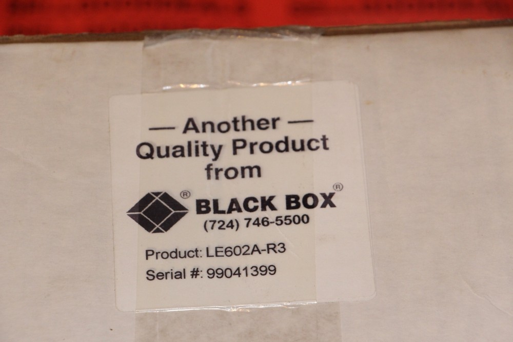Black Box LE602A-R3 Ethernet Repeater BNC Connection New